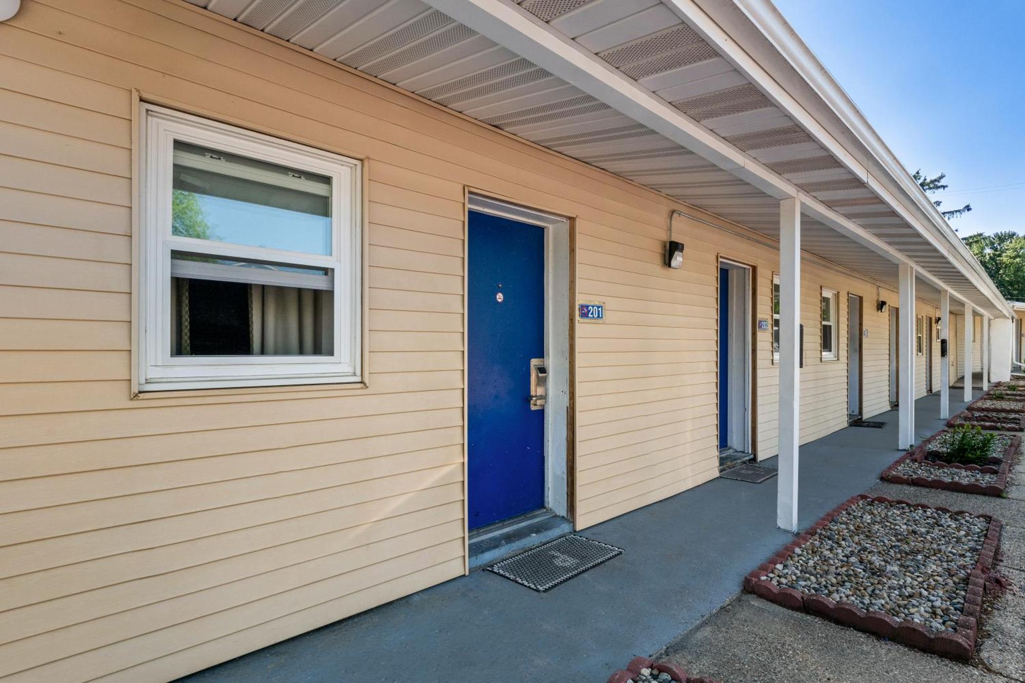 Americas Best Value Inn Jonesville/Hillsdale Exteriör bild