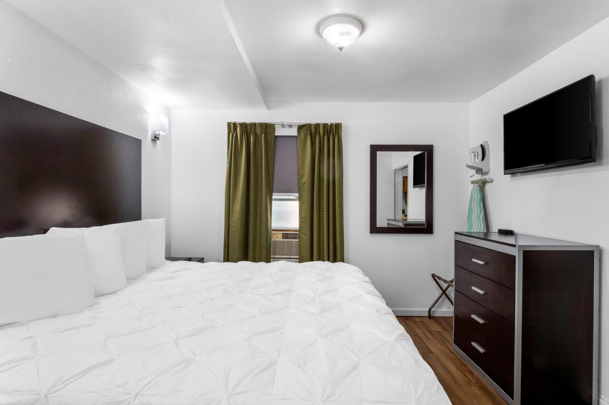 Americas Best Value Inn Jonesville/Hillsdale Exteriör bild
