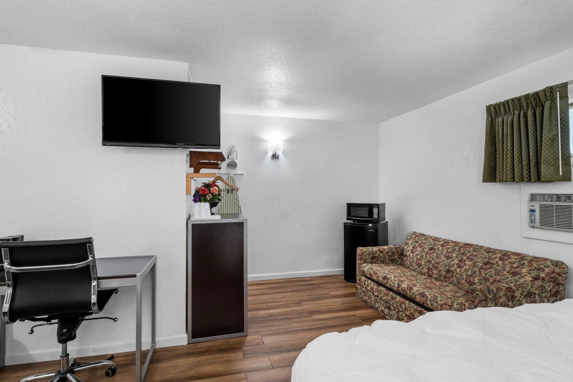 Americas Best Value Inn Jonesville/Hillsdale Exteriör bild