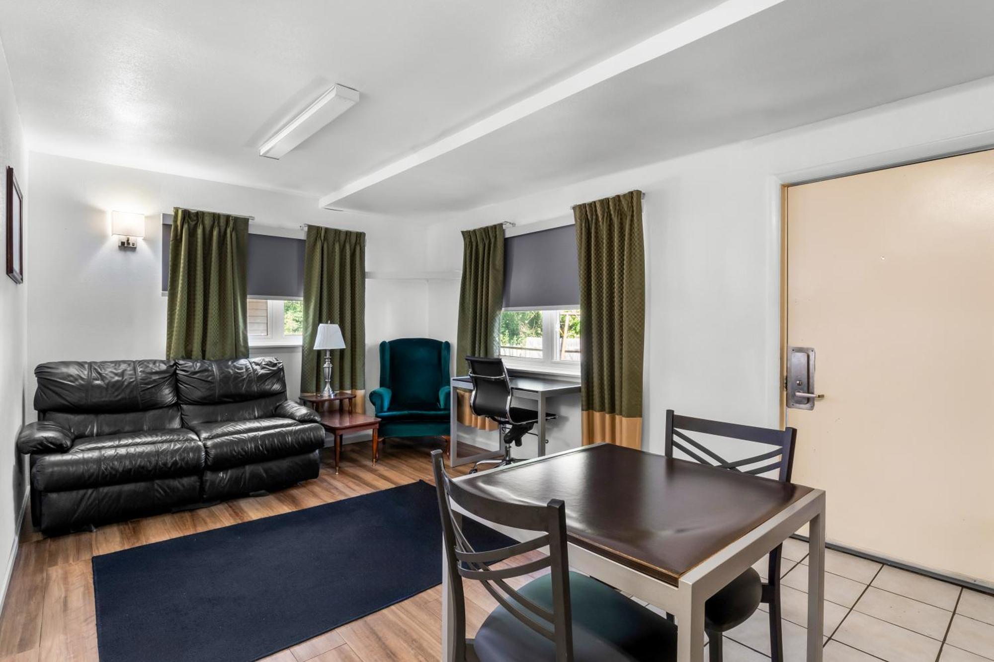 Americas Best Value Inn Jonesville/Hillsdale Exteriör bild