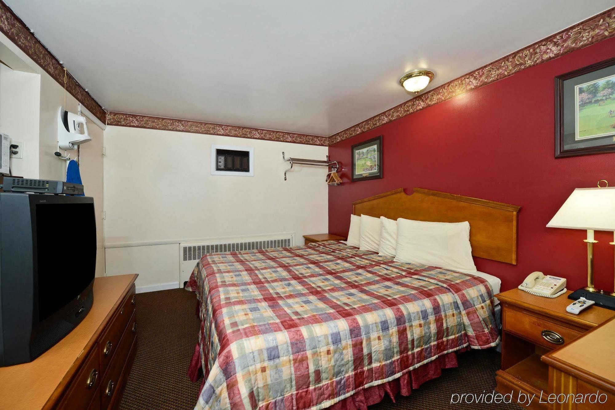 Americas Best Value Inn Jonesville/Hillsdale Rum bild
