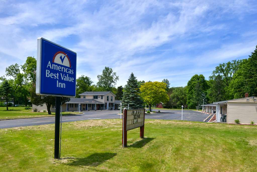 Americas Best Value Inn Jonesville/Hillsdale Exteriör bild